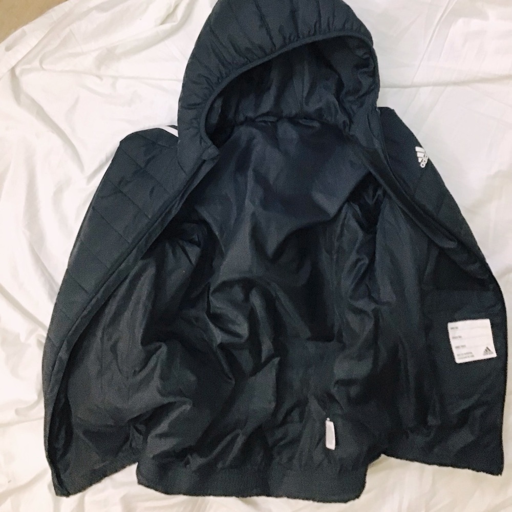 UNISEX Adidas Black Puffer Jacket - Picture 7 of 13